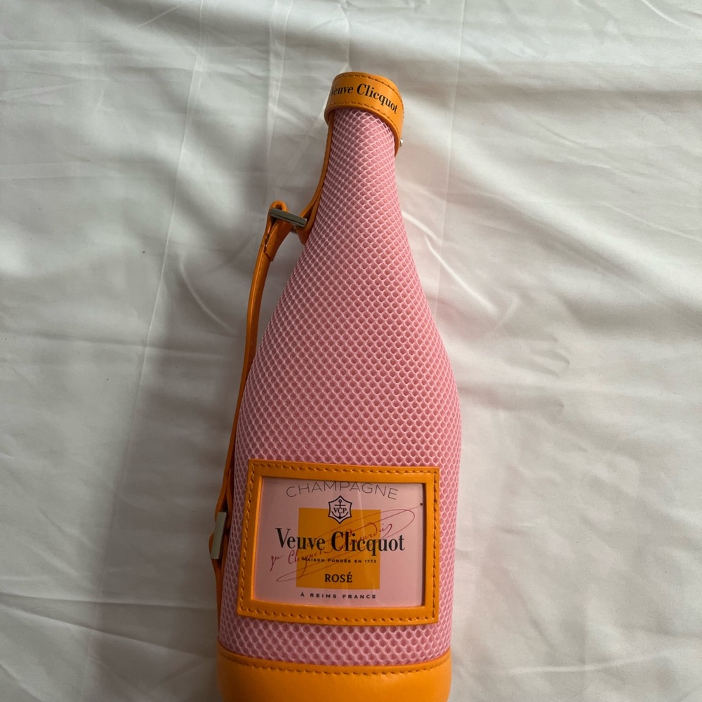 Veuve Clicquot Rosé Sleeve